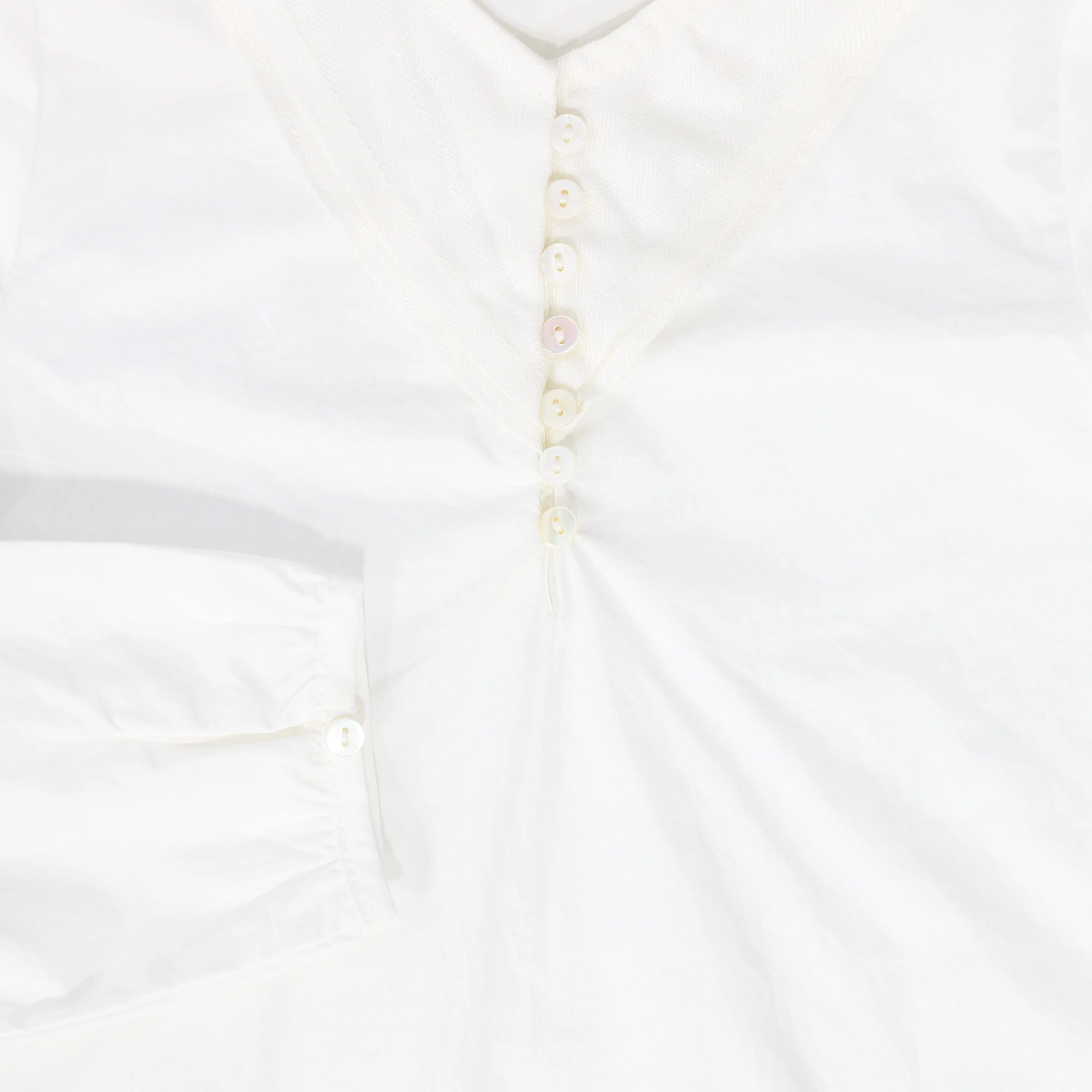 BACE COLLECTION WHITE LINEN SAILOR COLLAR LS BLOUSE [FINAL SALE] - Image 3