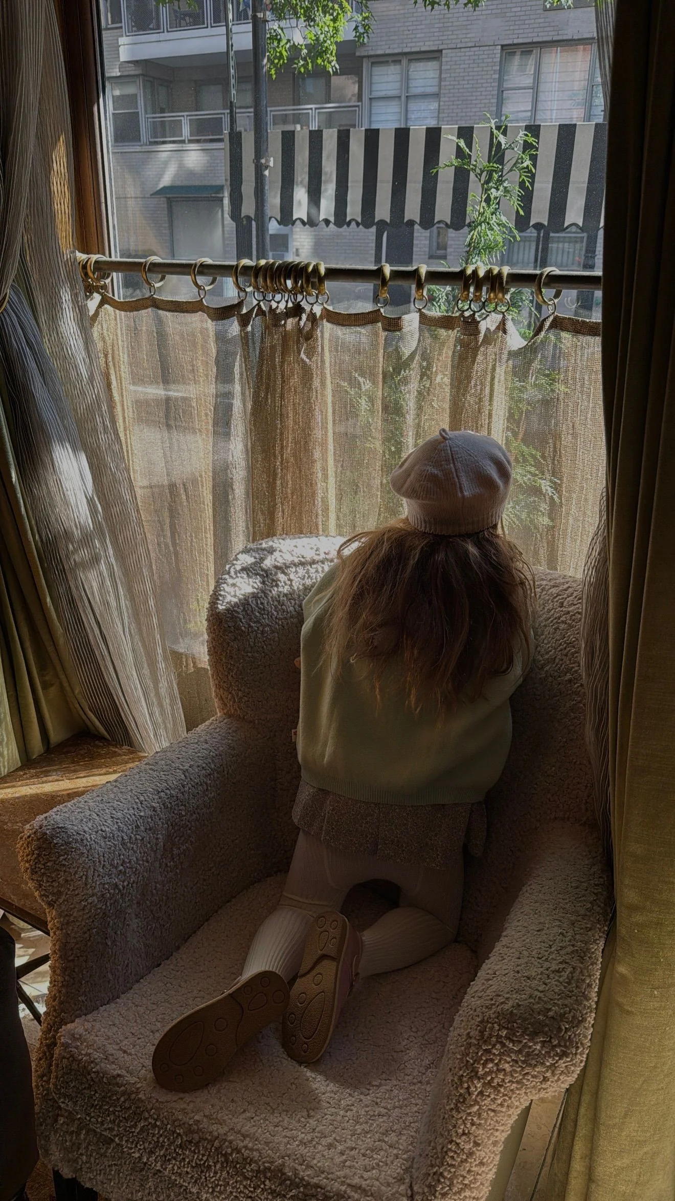 LE ENFANT IVORY TRIM KNIT BERET [FINAL SALE] - Image 3