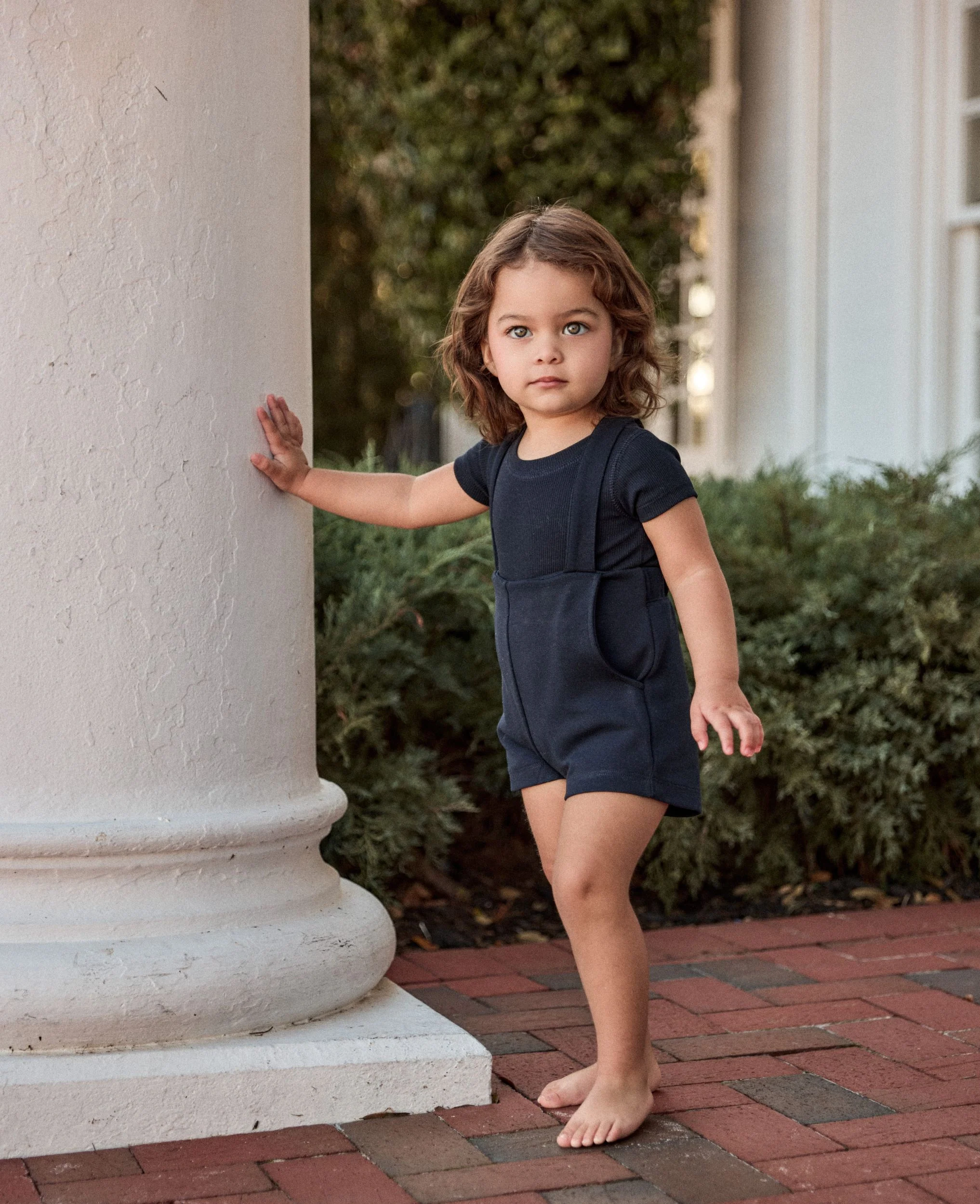 LITTLE PARNI BLACK SUSPENDER SHORT SET [FINAL SALE] - Image 2