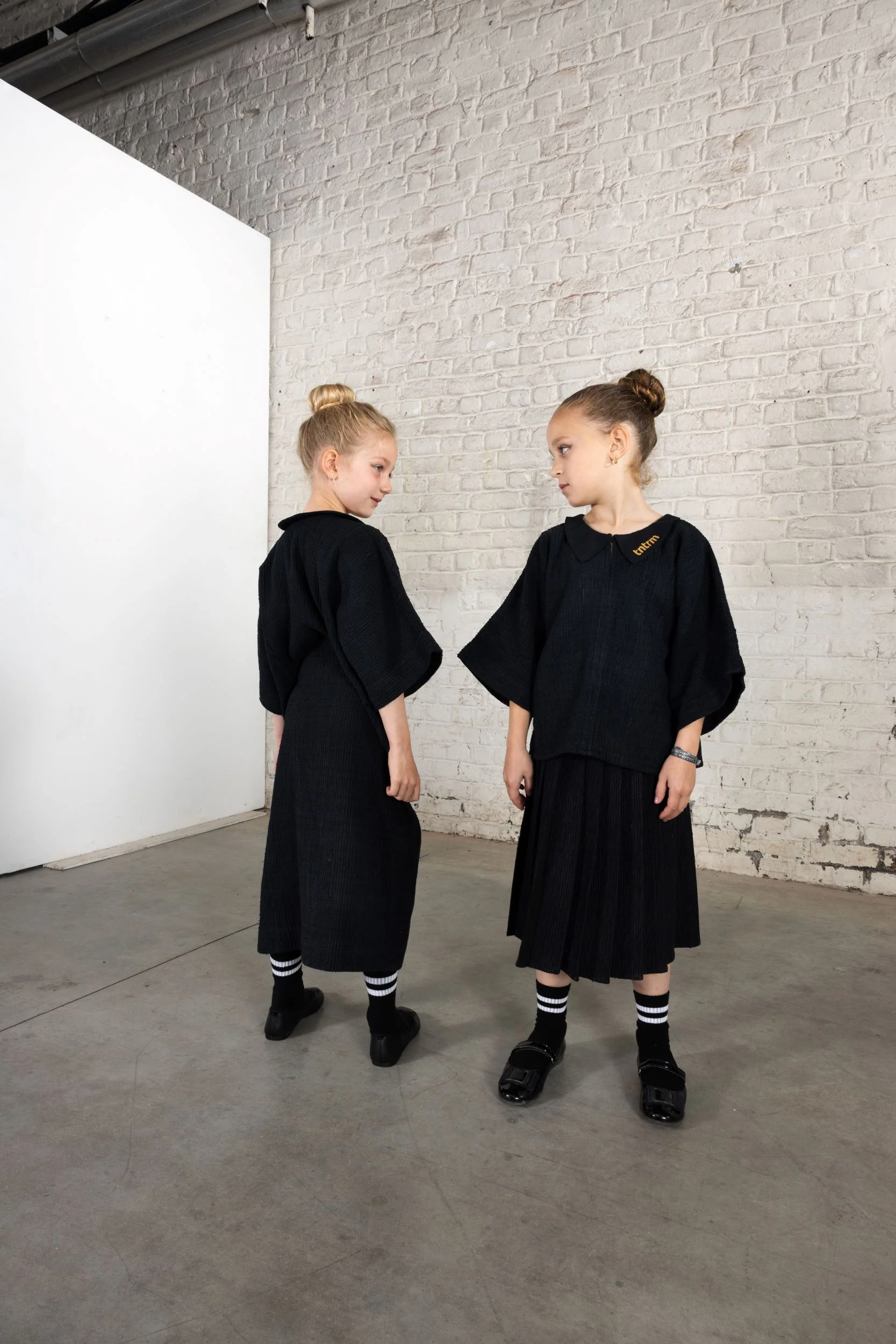 TNTRM BLACK WOVEN PLEAT MIDI SKIRT [FINAL SALE] - Image 2